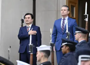 ABD ve Güney Kore savunma bakanları Pentagon’da bir araya geldi