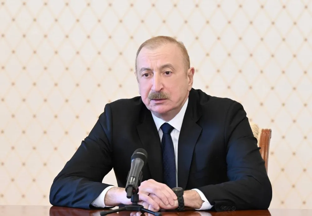 Aliyev’den İran’a Sert Uyarı: “Gücümüzü Sınayanların Başı Demir Yumrukla Ezilir”