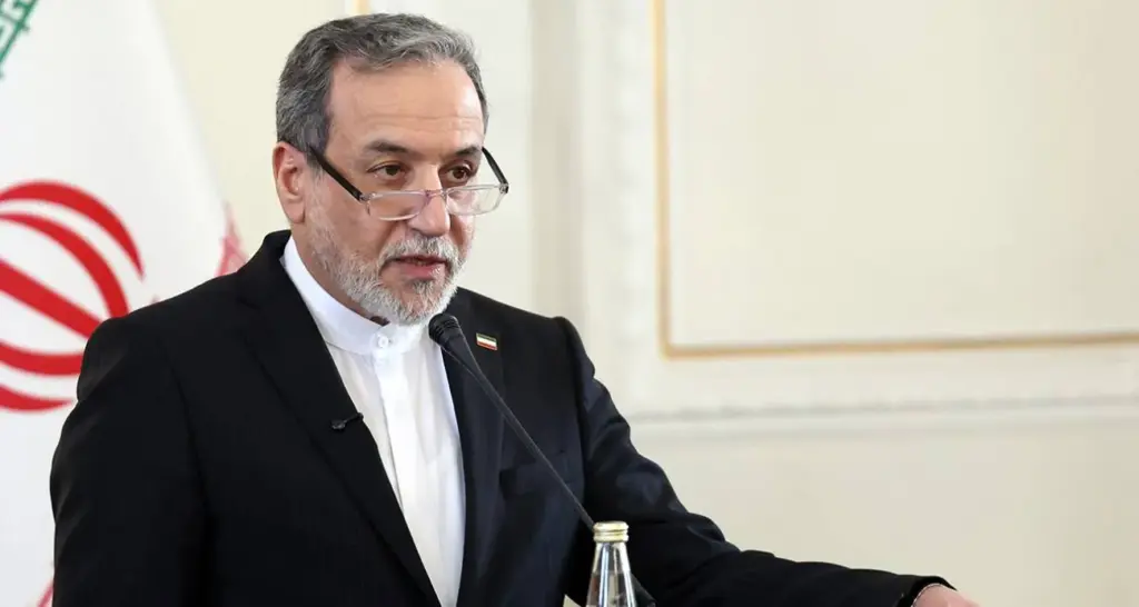 Arakçi’den Hürmüz Çıkışı: “Boğaz Açık Ama Düşmanlarımıza Kapalı”