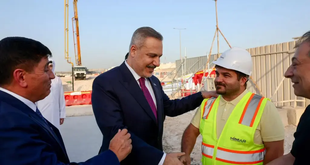 Bakan Fidan Doha’da Yeni Katar Türk Okulu İnşaatını İnceledi