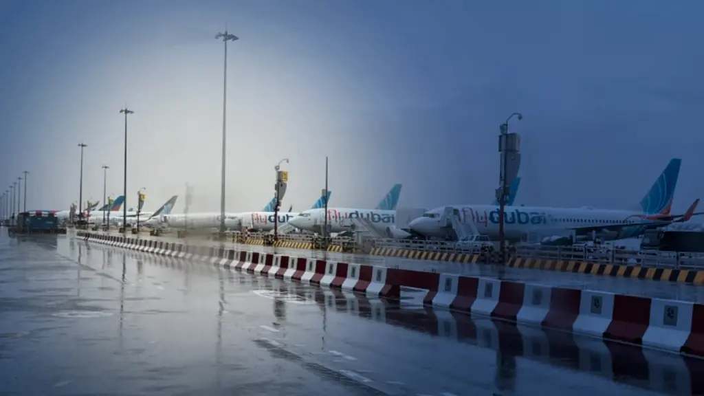 Körfez’de İHA Alarmı: Dubai Havalimanı’nda Uçuşlar Durduruldu