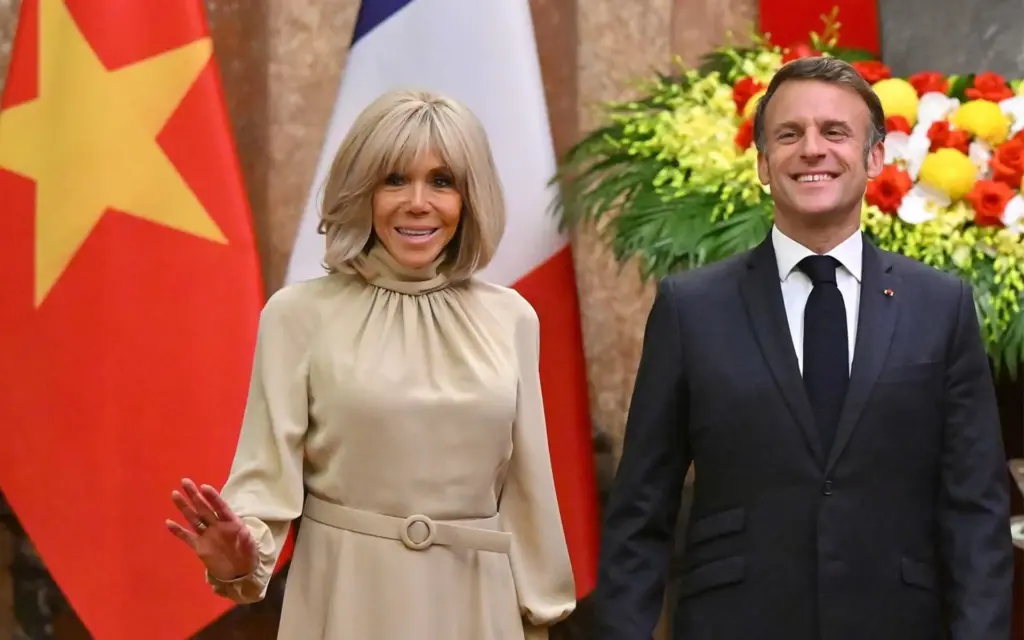 Fransa’da “First Lady” Kararı