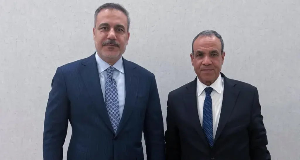 İslamabad’da Kritik Zirve: Fidan, Şerif ve Abdelatty ile Bir Araya Geldi