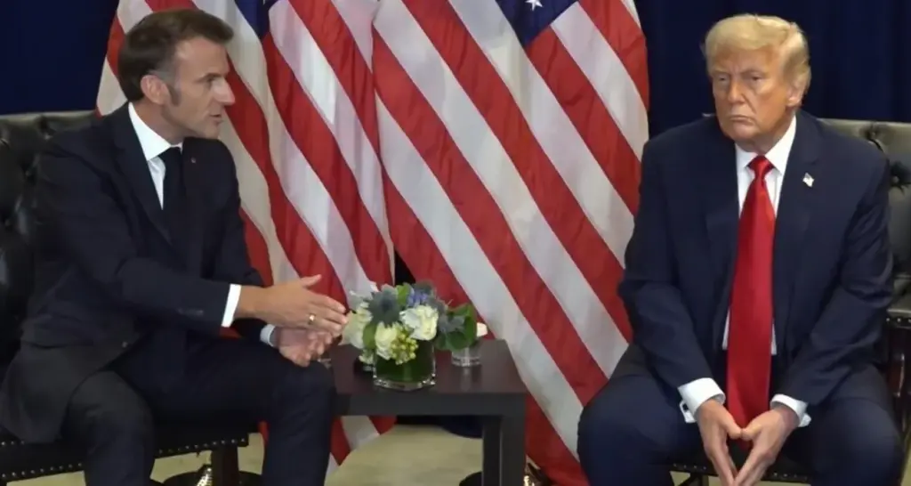 Macron’dan Trump’ın Hürmüz Planına Şerh: “Belirsiz Bir Operasyona Katılmayacağız”
