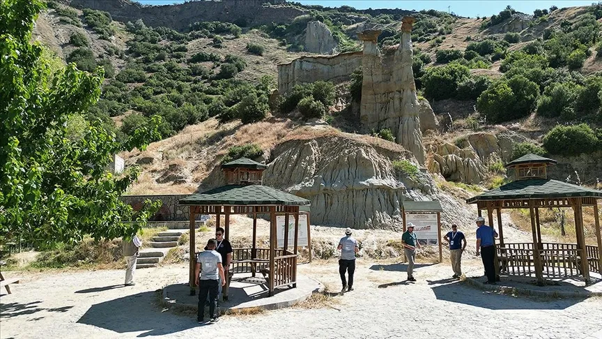 Polonyalı akademisyenlerden Kula-Salihli UNESCO Global Jeoparkı’na ziyaret