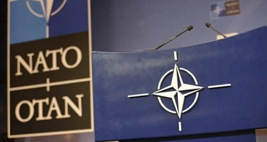 Rutte ve Trump Arasında “Açık Sözlü” Zirve: İran ve NATO’nun Geleceği Masada