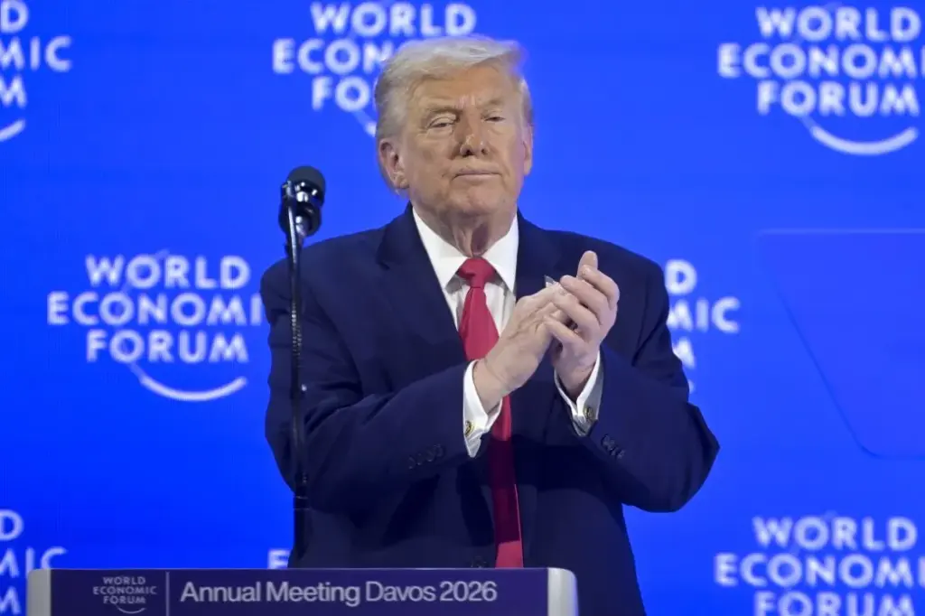 Trump Davos’ta Konuştu: “Tek İstediğim Bir Parça Buz”