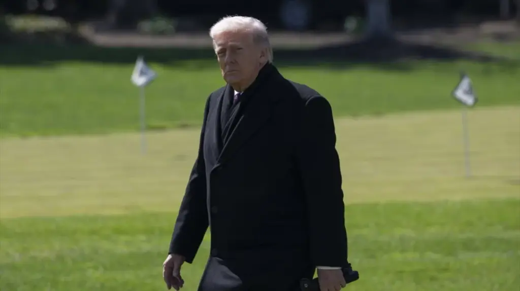 Trump: “İran ile Anlaşma İstiyoruz, Donanmamız Bölgede”