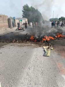 Pakistan’da Hava Kuvvetlerine ait uçağın düşmesi sonucu 2 pilot öldü