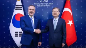 Bakan Fidan Güney Koreli mevkidaşı ile görüştü