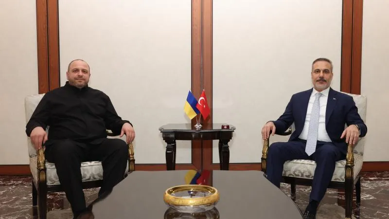 Bakan Fidan, Ukrayna Ulusal Güvenlik ve Savunma Konseyi Sekreteri Umerov ile görüştü