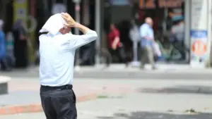 Fransa’da Aşırı Sıcaklar Can Aldı: 8 Bölgede Turuncu Alarm