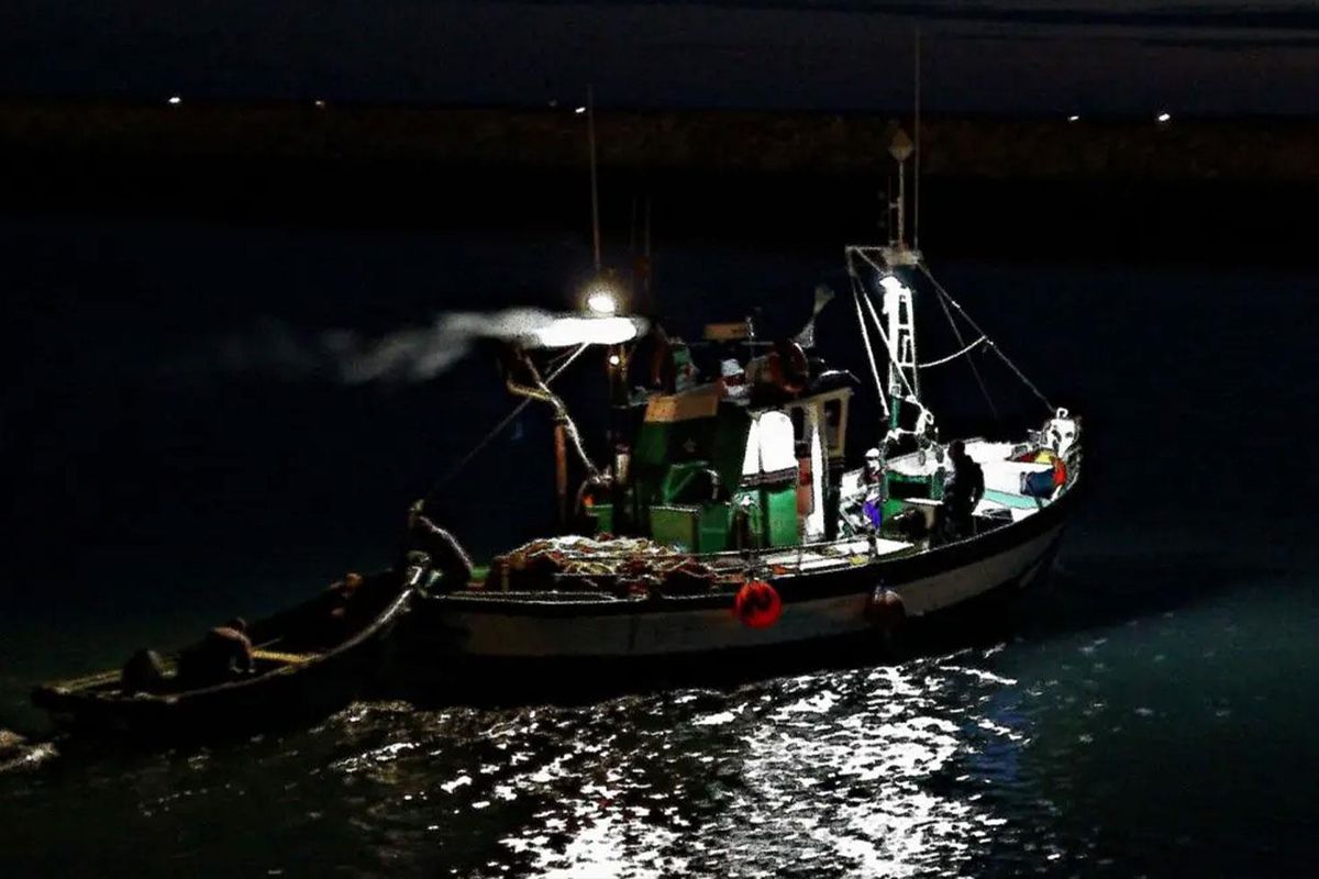 Karadeniz’de Türk bayraklı balıkçı teknesine saldırı: 1 ölü, 4 yaralı