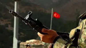 Pençe-Kilit Harekatı bölgesindeki araç kazasında yaralanan asker şehit oldu