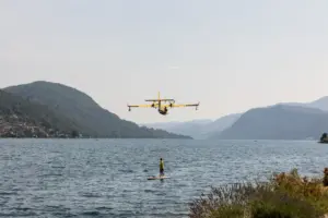 İtalya’da farklı bölgelerdeki orman yangınlarını söndürme çalışmaları sürüyor