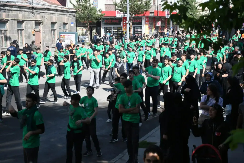 Kars’ta Kerbela şehitleri anılıyor