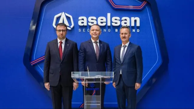 Polonya Cumhurbaşkanı Navrocki ASELSAN’ı ziyaret etti