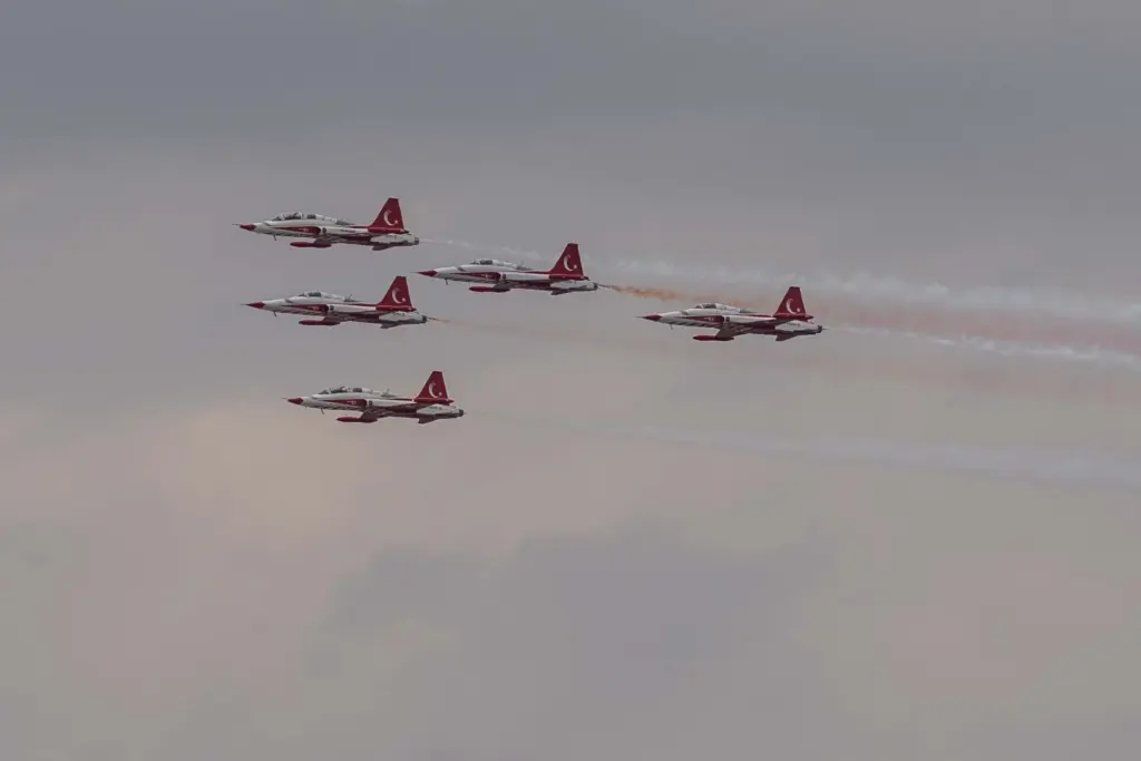 Türk Yıldızları NATO Zirvesi kapsamında Ankara’da gösteri uçuşu düzenleyecek.