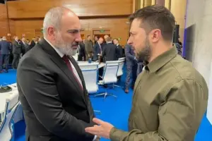 Ukrayna Devlet Başkanı Zelenskiy ile Ermenistan Başbakanı Paşinyan telefonda görüştü