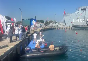 TEKNOFEST Mavi Vatan’da atölyeye katılan çocuklar su roketi tasarladı