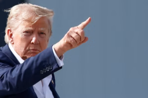 ABD Başkanı Trump’a Truth Social Davası: “Piyasayı Etkileyen Devlet Bilgilerine Ücretli Erişim Anayasaya Aykırı”