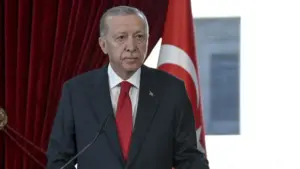 Cumhurbaşkanı Erdoğan Anıtkabir Özel Defteri’ni İmzaladı