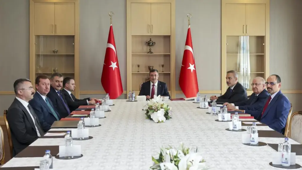 Terörsüz Türkiye sürecini izleyecek kurul ilk toplantısını yaptı