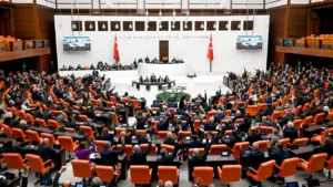 Terörsüz Türkiye teklifi “rekor” oyla yasalaştı, TBMM Genel Kurulu tatile girdi