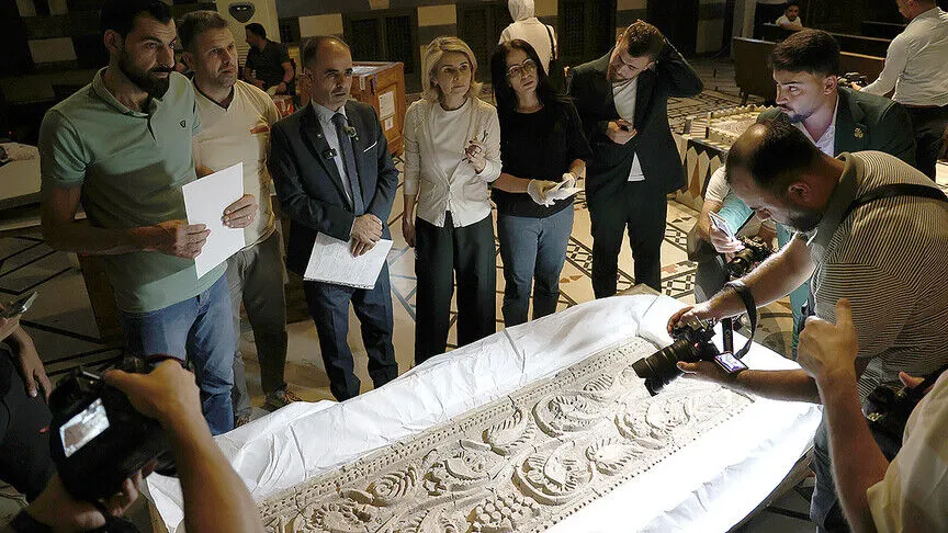 Fransa’dan iade edilen tarihi eserler Şam Kalesi’nde sergilendi