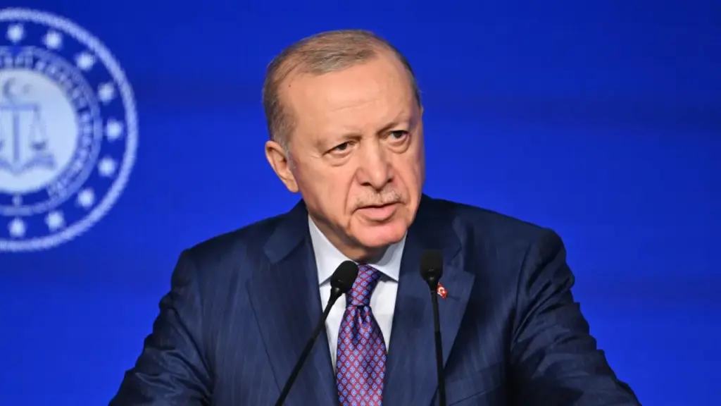 Cumhurbaşkanı Erdoğan: Tekno-oligarklara karşı en büyük güvencemiz Teknofest gençliği olacak