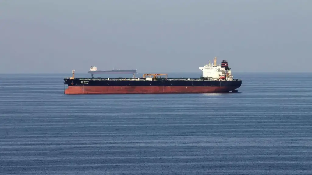 İran Devrim Muhafızları: Hürmüz Boğazı’nda 3 petrol tankeri mayına çarptı