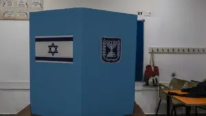 Netanyahu liderliğindeki Likud Partisi, seçimde oy verme süresinin uzatılması için başvurdu